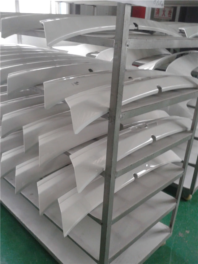 生產(chǎn)車(chē)間